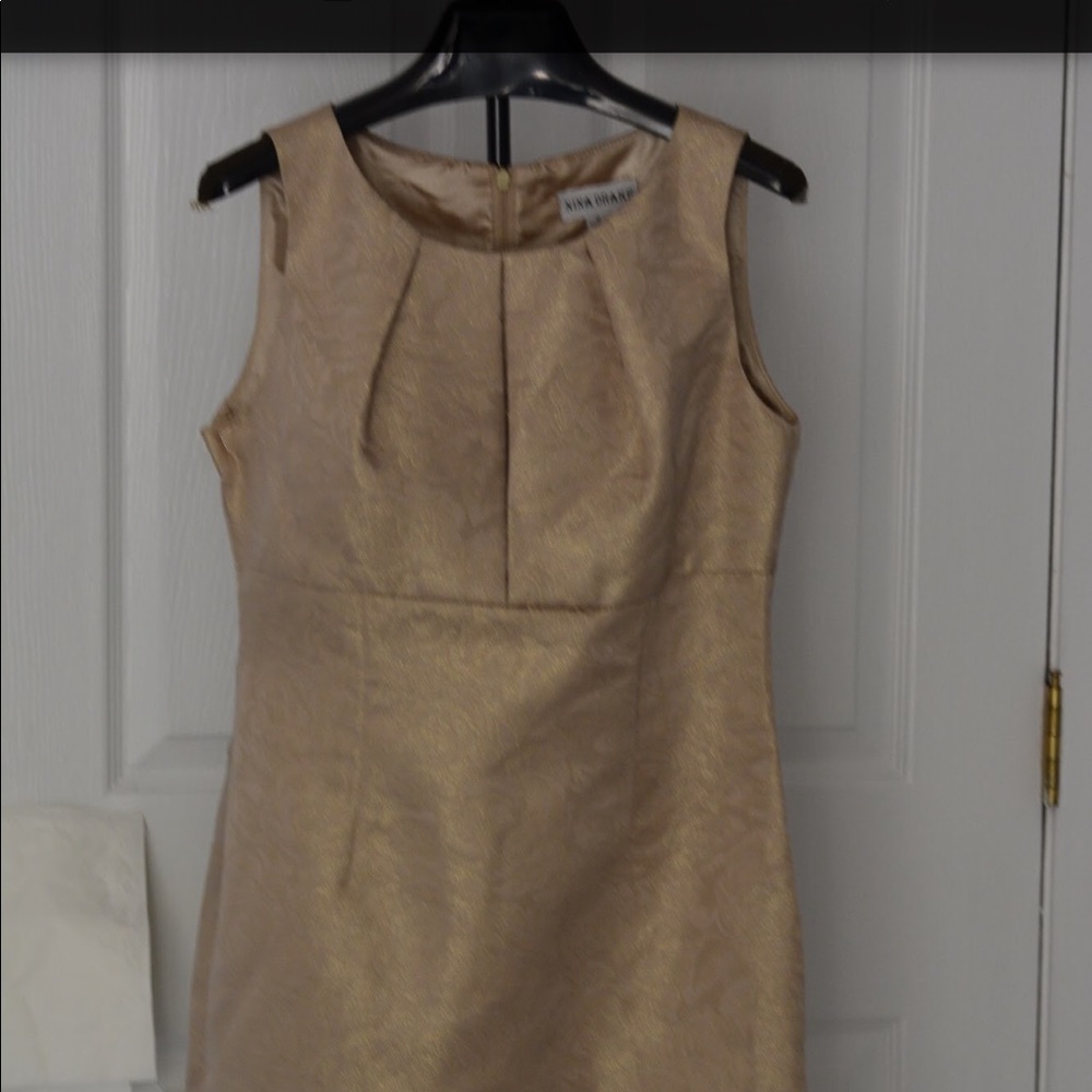 Women’s cocktail dress. (Brand New / Sample)